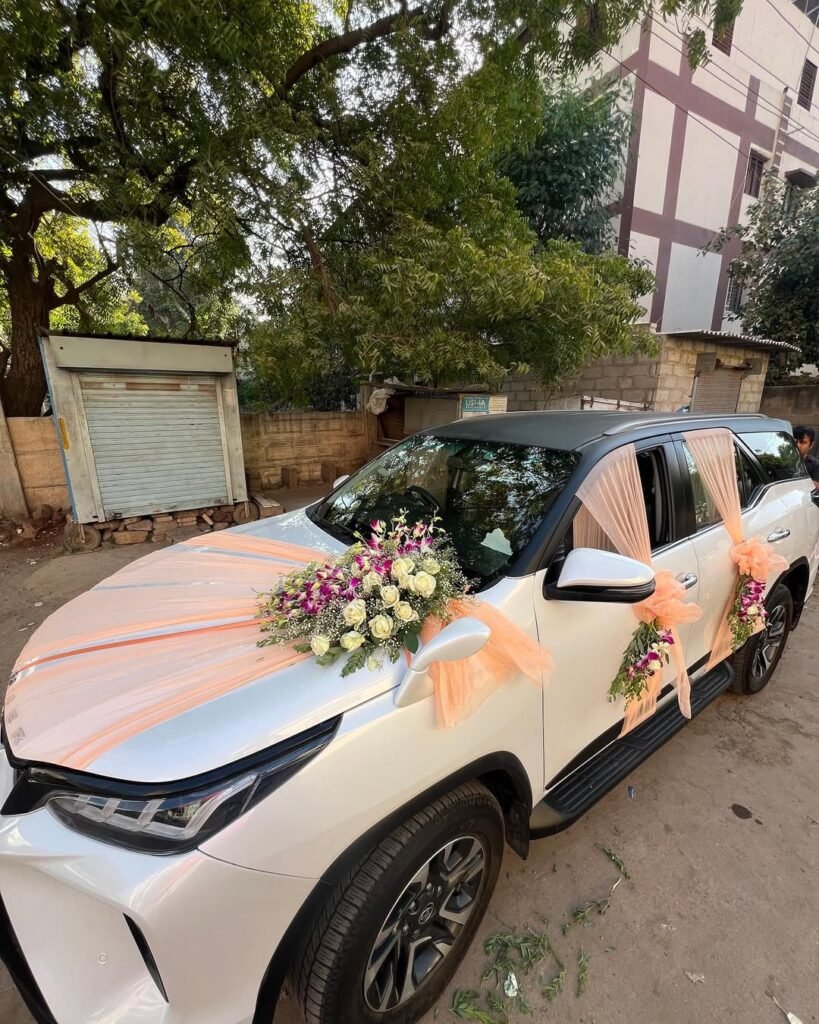 Luxury Wedding Car Decoration